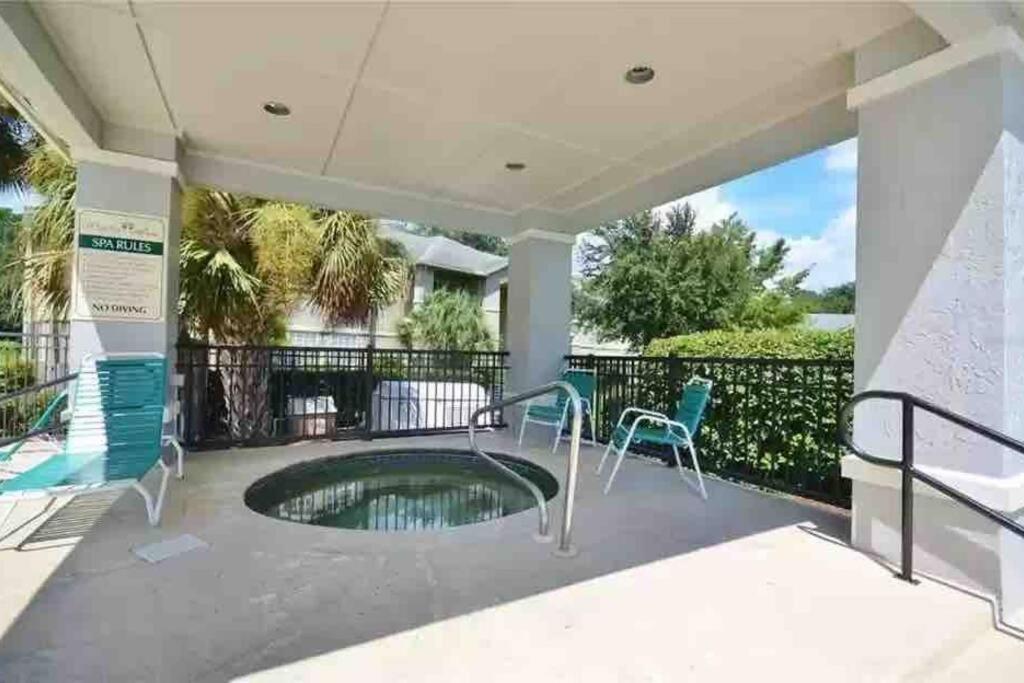 The Botanical Retreat, King Comfort & Poolside Peace Gainesville Extérieur photo
