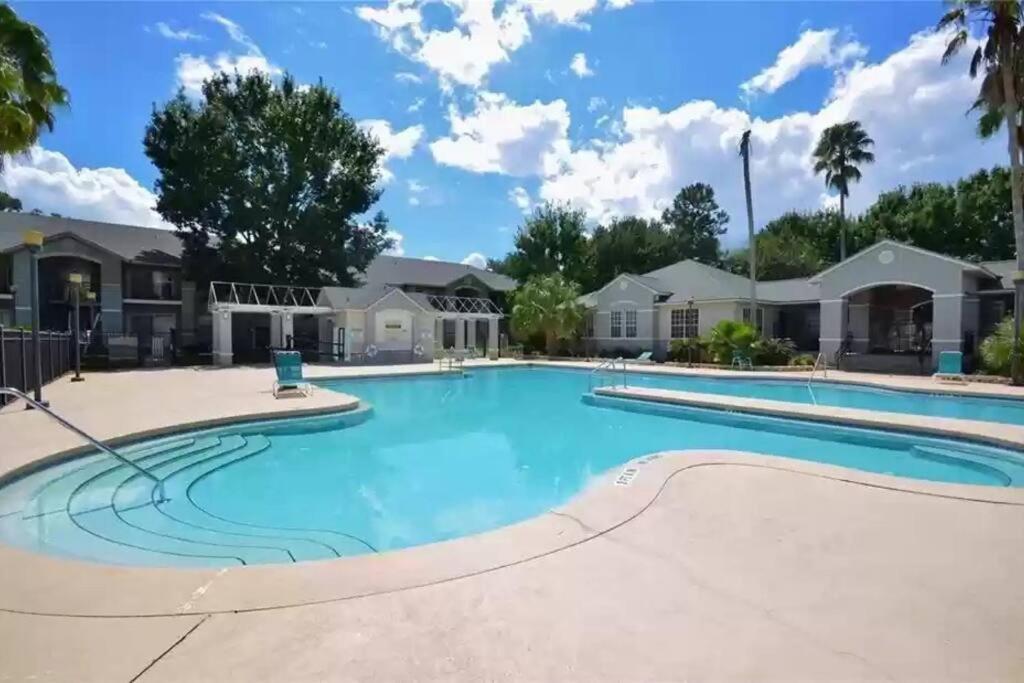 The Botanical Retreat, King Comfort & Poolside Peace Gainesville Extérieur photo